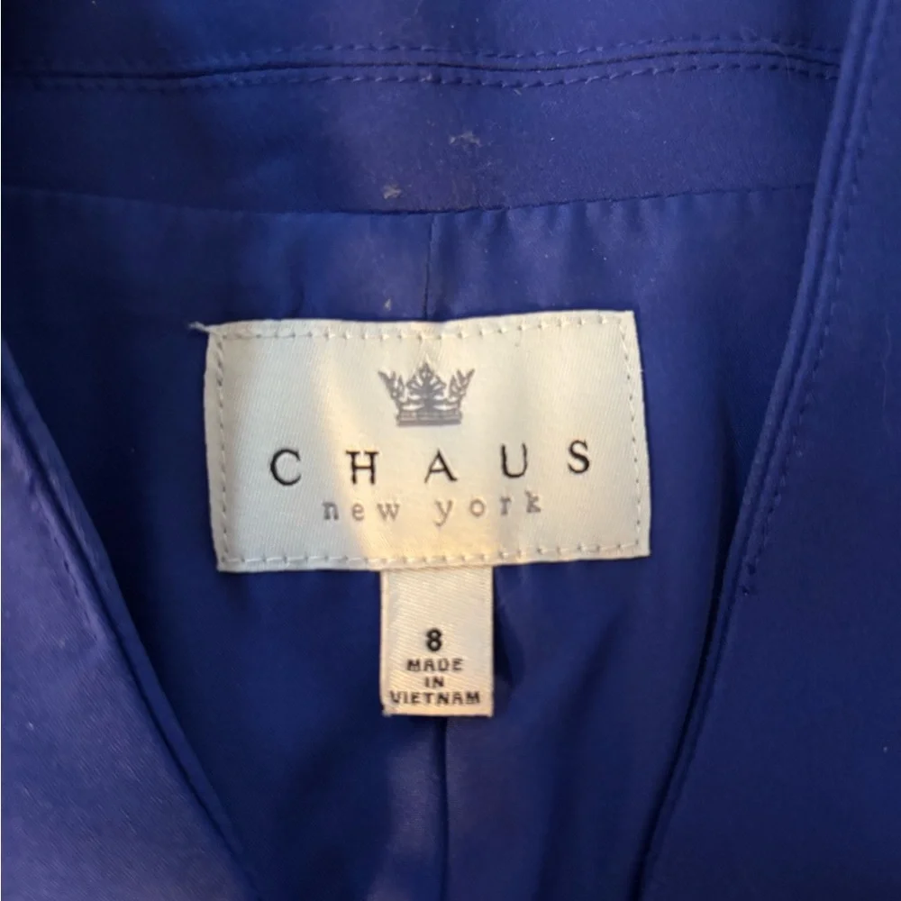 Chaus Blue Blazer Modern Tailored Design - Picture 2 of 2